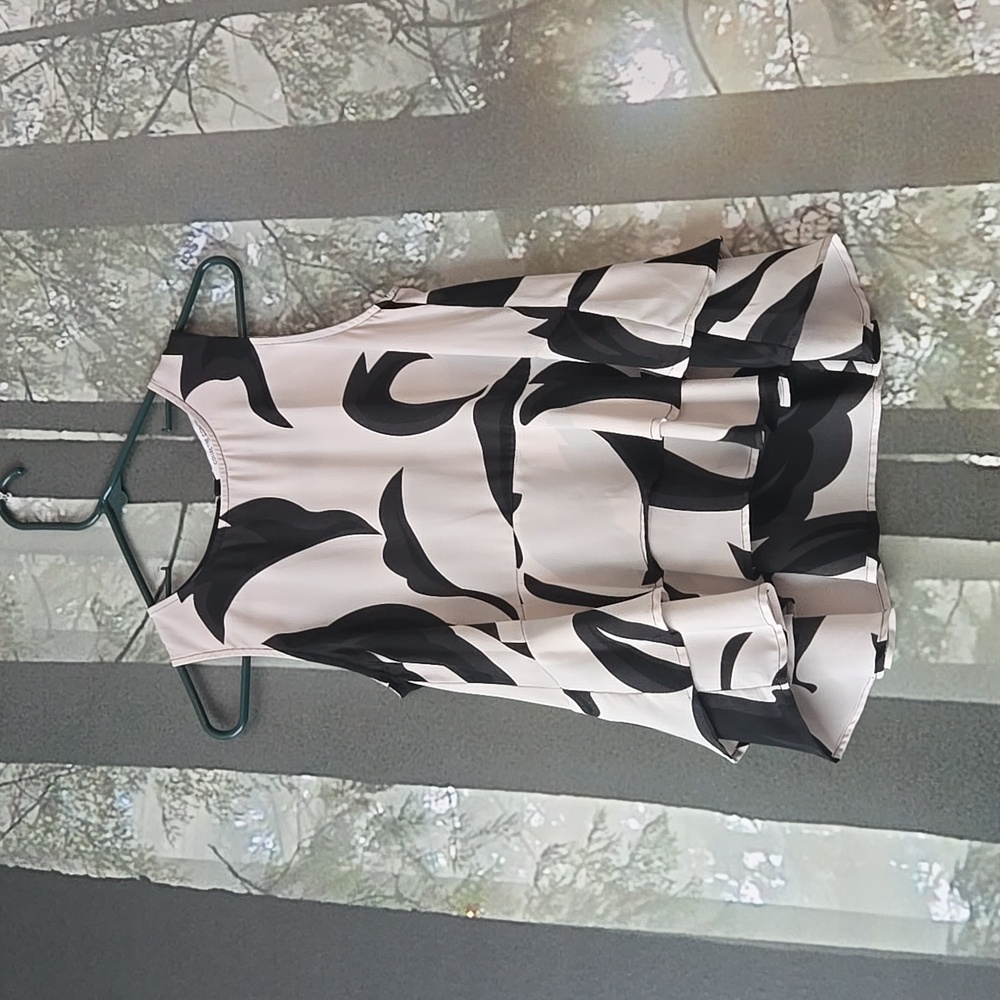Black and White Sleeveless Ruffle Top